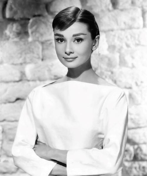 Audrey Hepburn w 1956 roku. Zdjęcie za: Wikipedia, domena publiczna. 